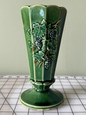 Vintage McCoy Green Grape Leaf Vase 7” Footed USA Pottery